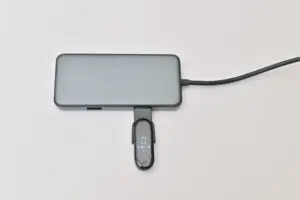スマートウォッチの充電方法と注意点